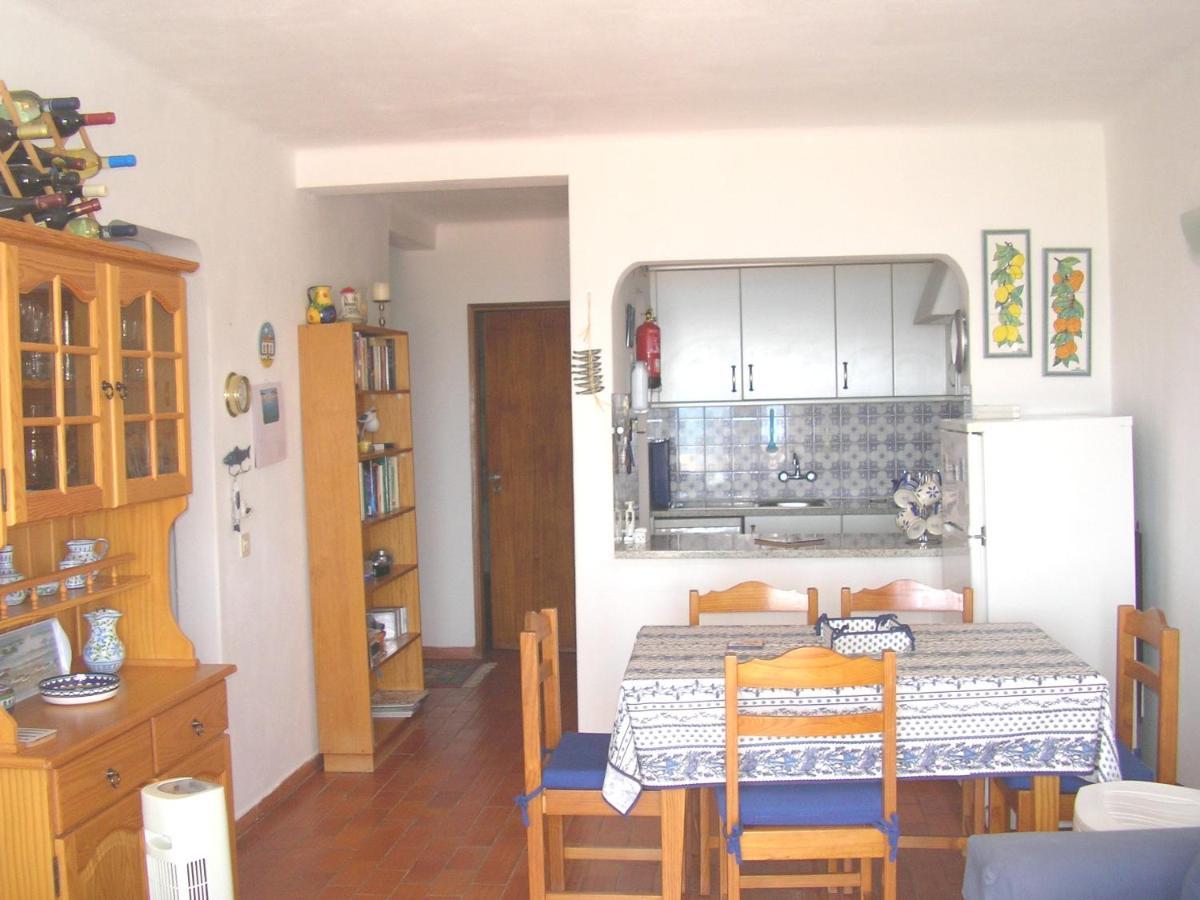Apartamentos Salema Praia Club Eksteriør bilde