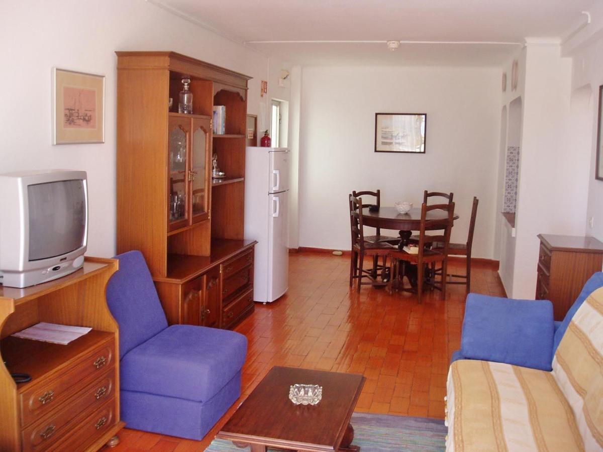 Apartamentos Salema Praia Club Eksteriør bilde