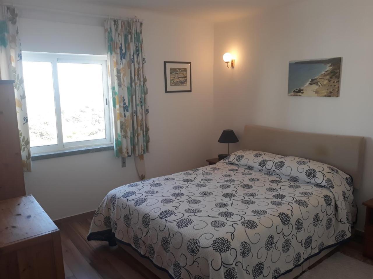 Apartamentos Salema Praia Club Eksteriør bilde