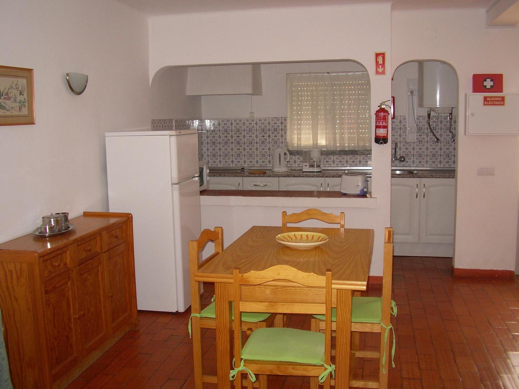 Apartamentos Salema Praia Club Eksteriør bilde