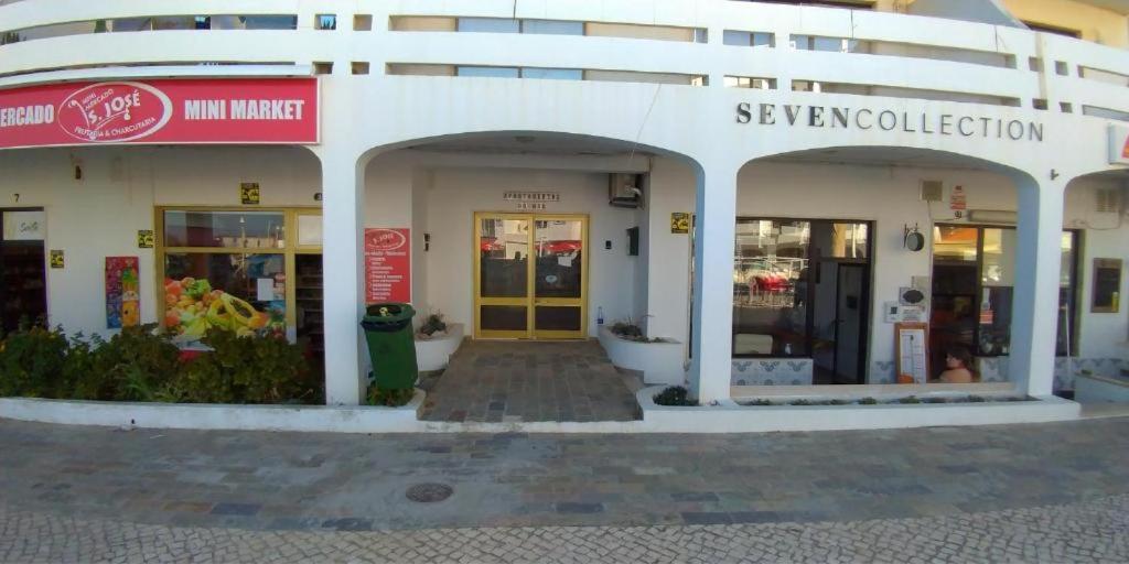 Apartamentos Salema Praia Club Eksteriør bilde