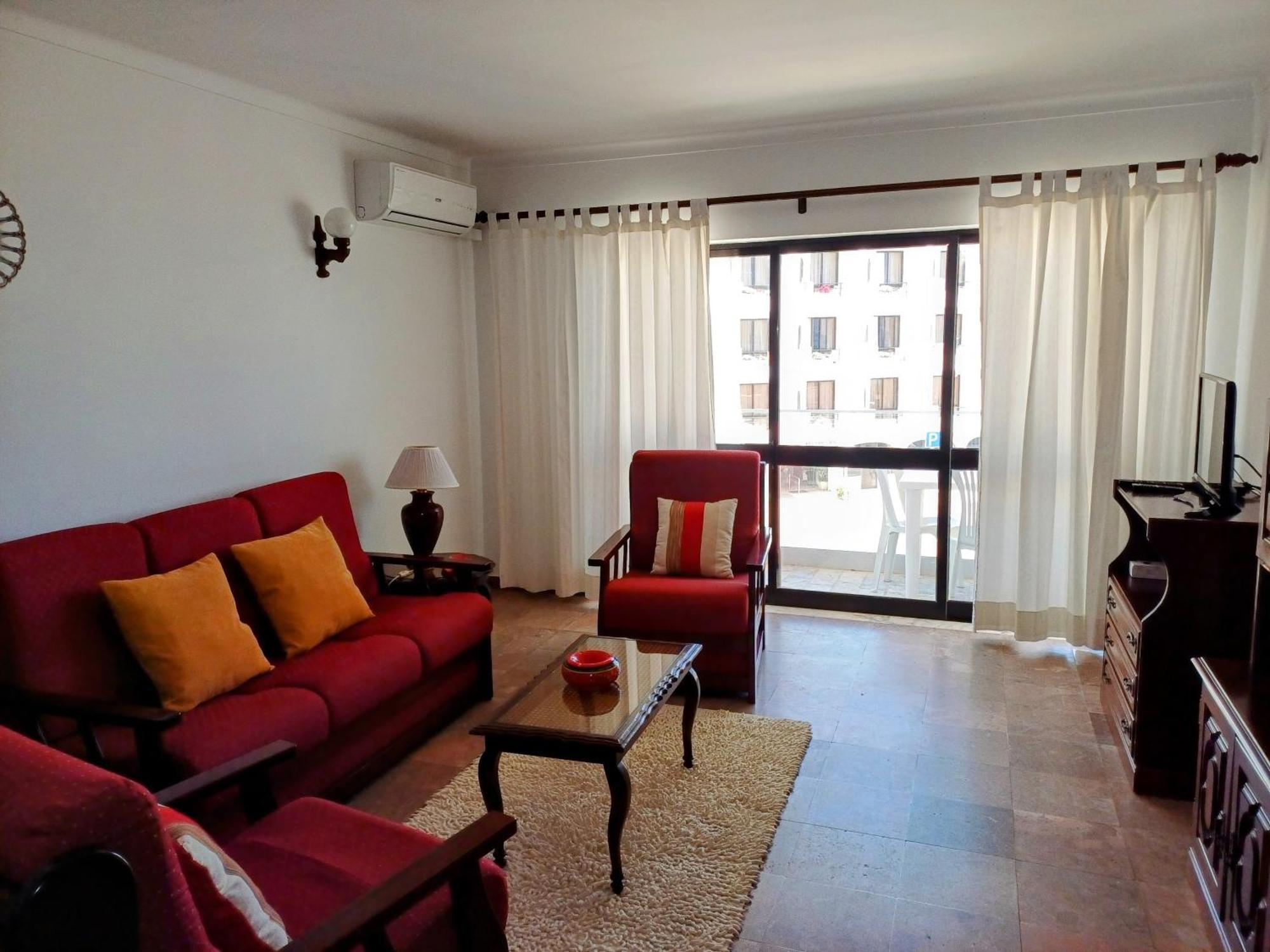 Apartamentos Salema Praia Club Eksteriør bilde