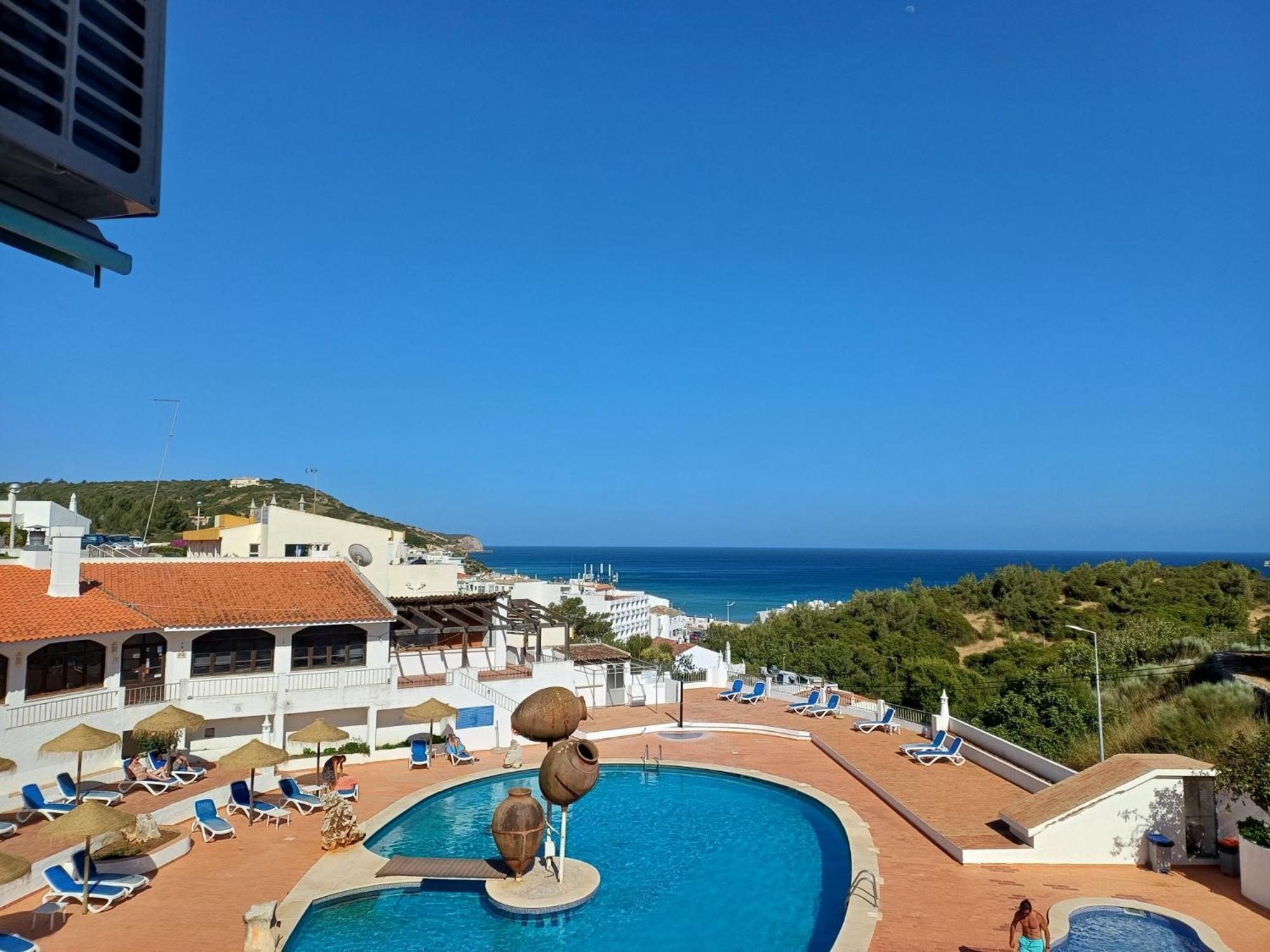 Apartamentos Salema Praia Club Eksteriør bilde