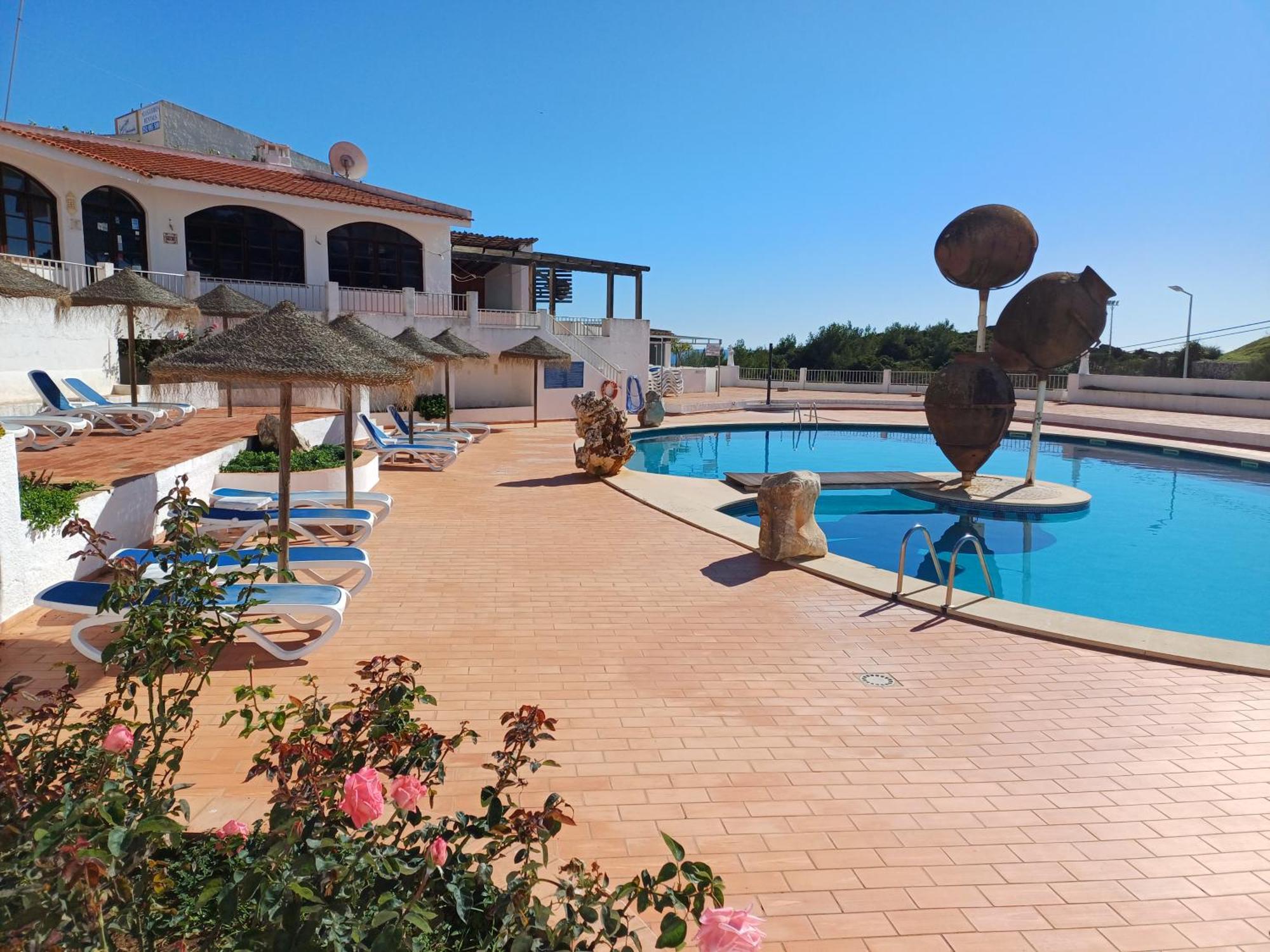 Apartamentos Salema Praia Club Eksteriør bilde