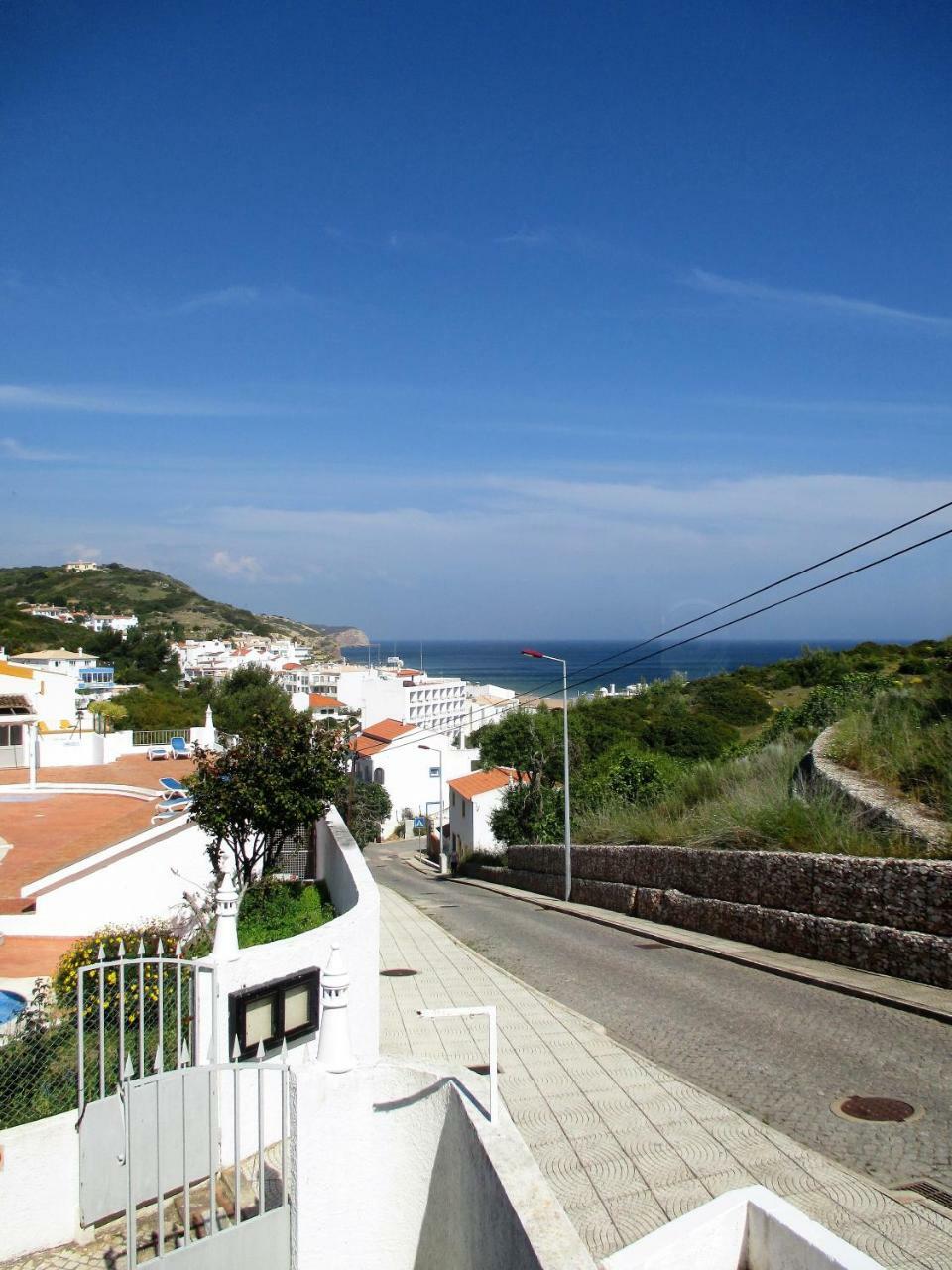 Apartamentos Salema Praia Club Eksteriør bilde